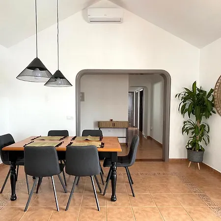 Charlotte ヴィラ ティアス